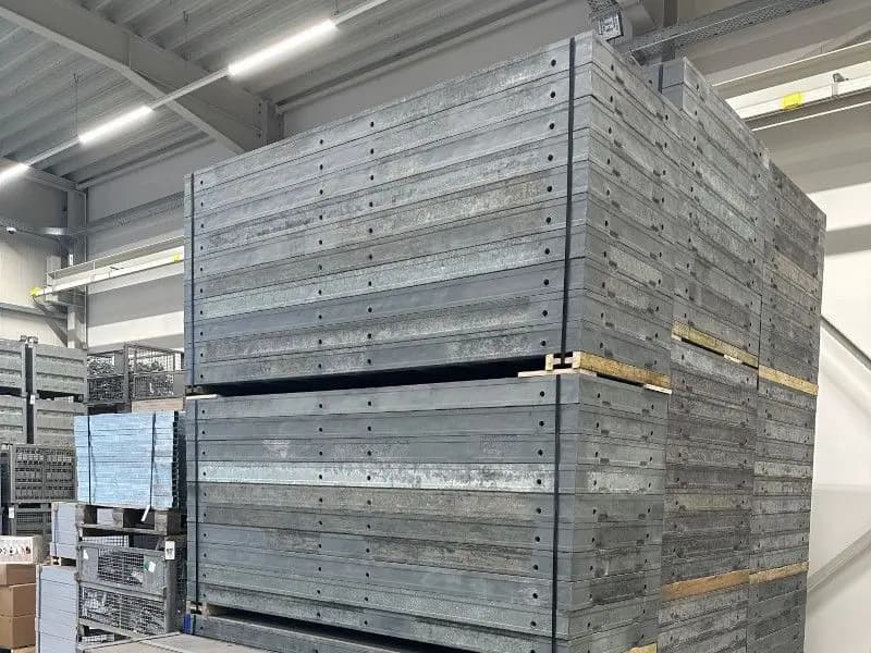 Doka Framax 2,70m Neu belegt mit Kunststoffplatte