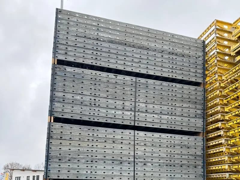 Doka Frami X-Life 3,00m geb. & Neu belegt